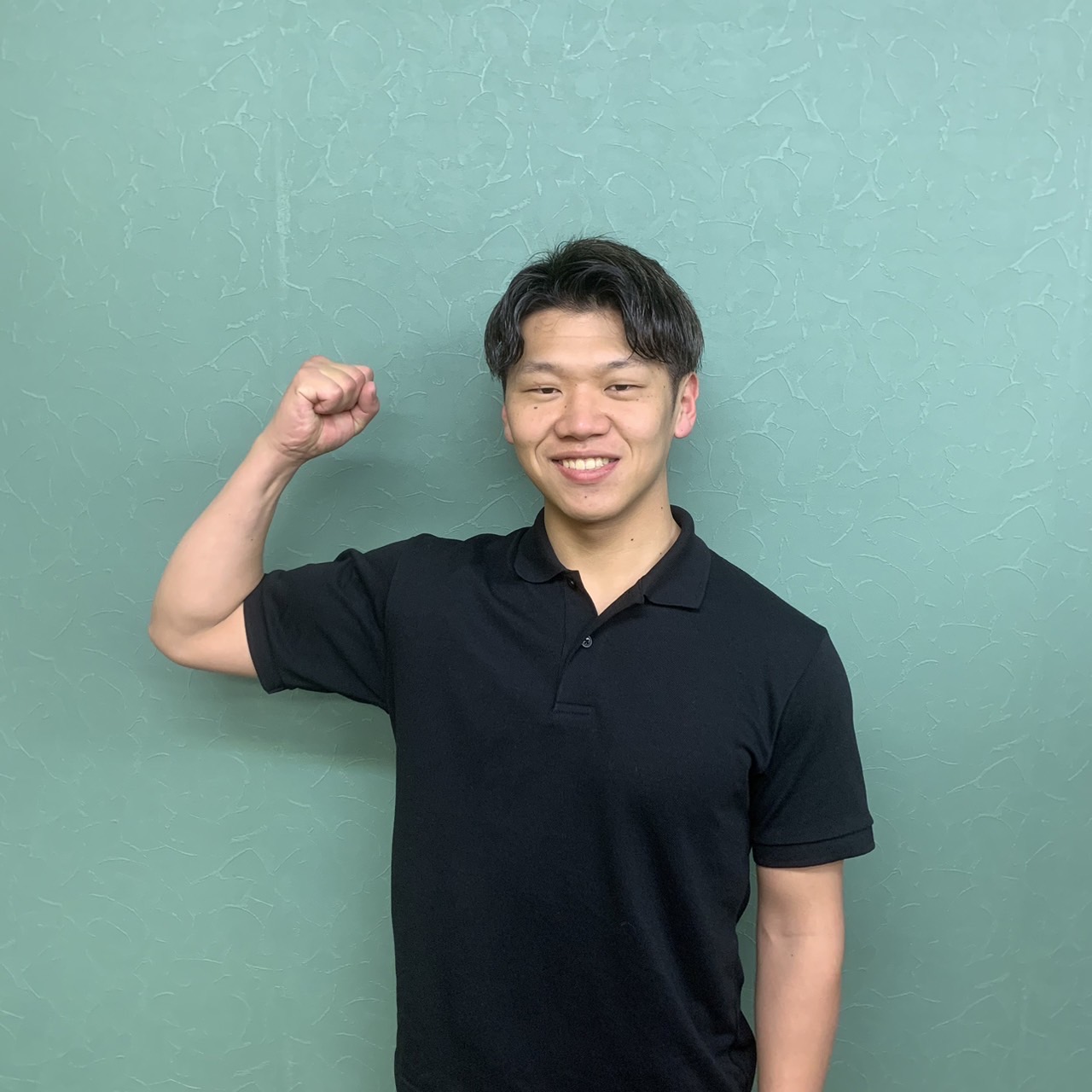 ジムの広々とした施設内